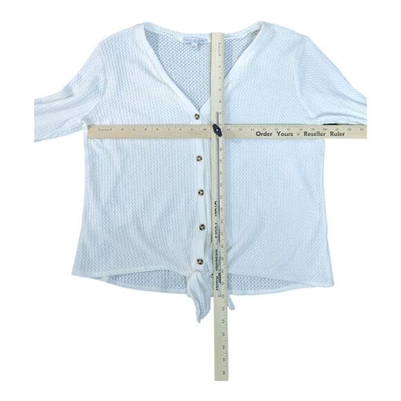 Green Envelope V Neck Long Sleeve Button Down Blouse - Picture 3 of 5